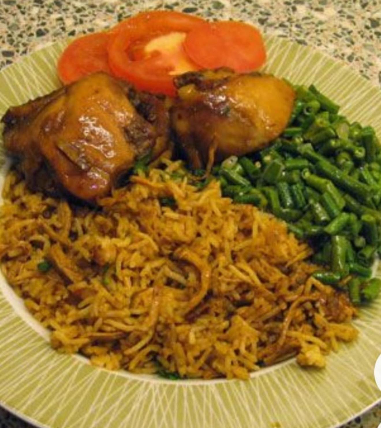 Fried rice with chicken 