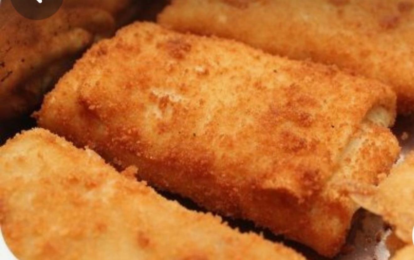 Risolles Filled with chicken strips, vegetable and cheese 